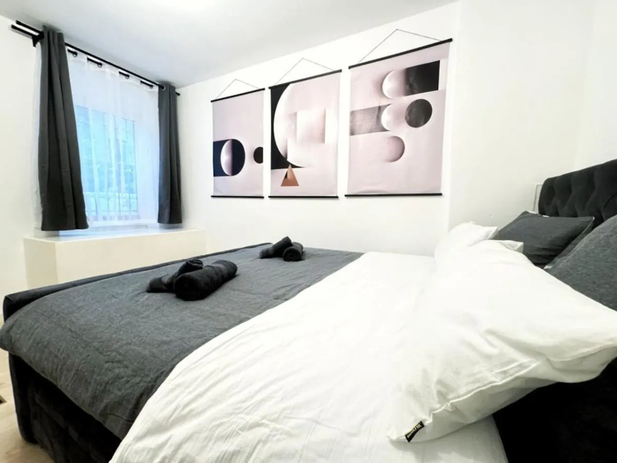 Holidayhome Apartments I Luxery Private Room In Heart Of Berlin