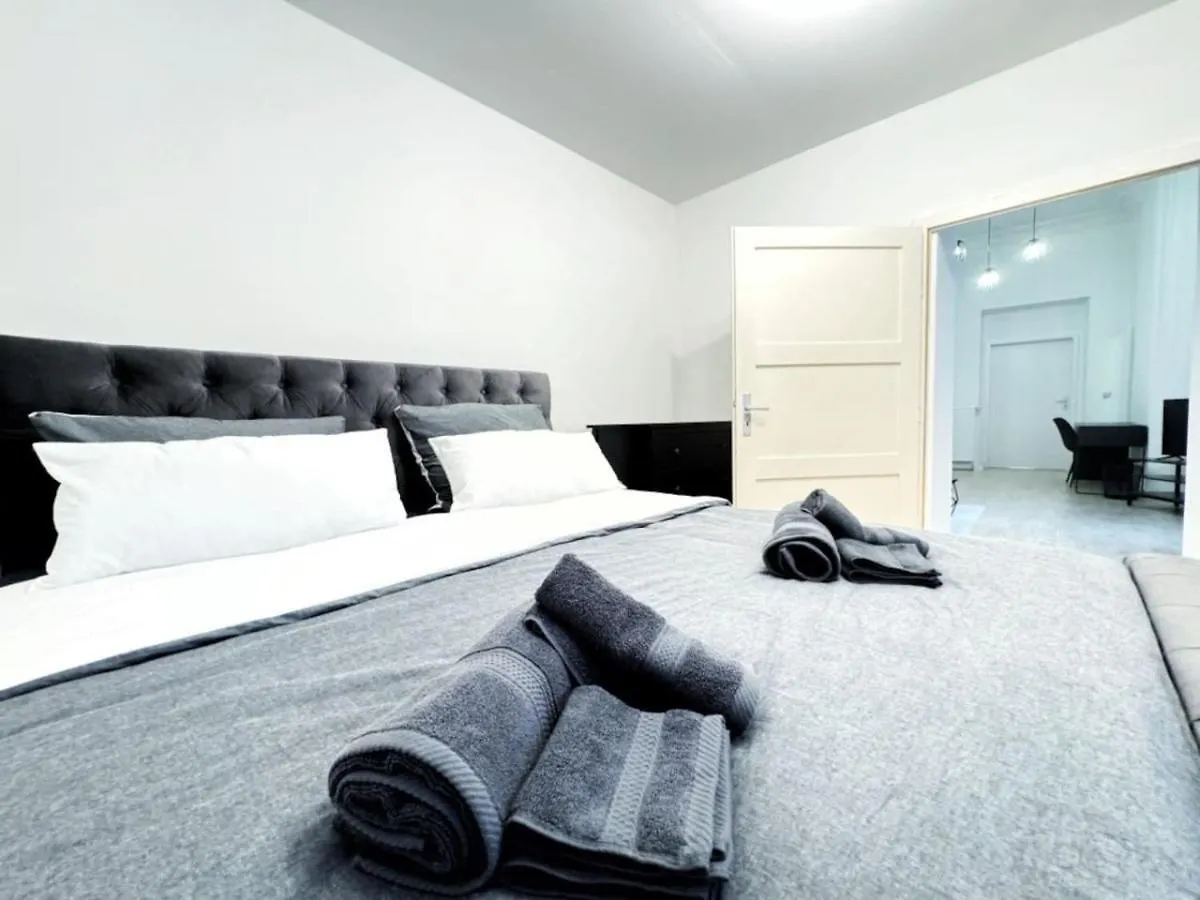 Holidayhome Apartments I Luxery Private Room In Heart Of Berlin
